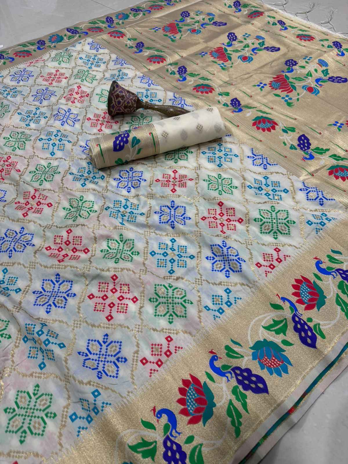 PURE SOFT KANCHIVRAM PATOLA PAITHANI SILK ZARI WEAVING SAREE AT WHOLESALE PRICE