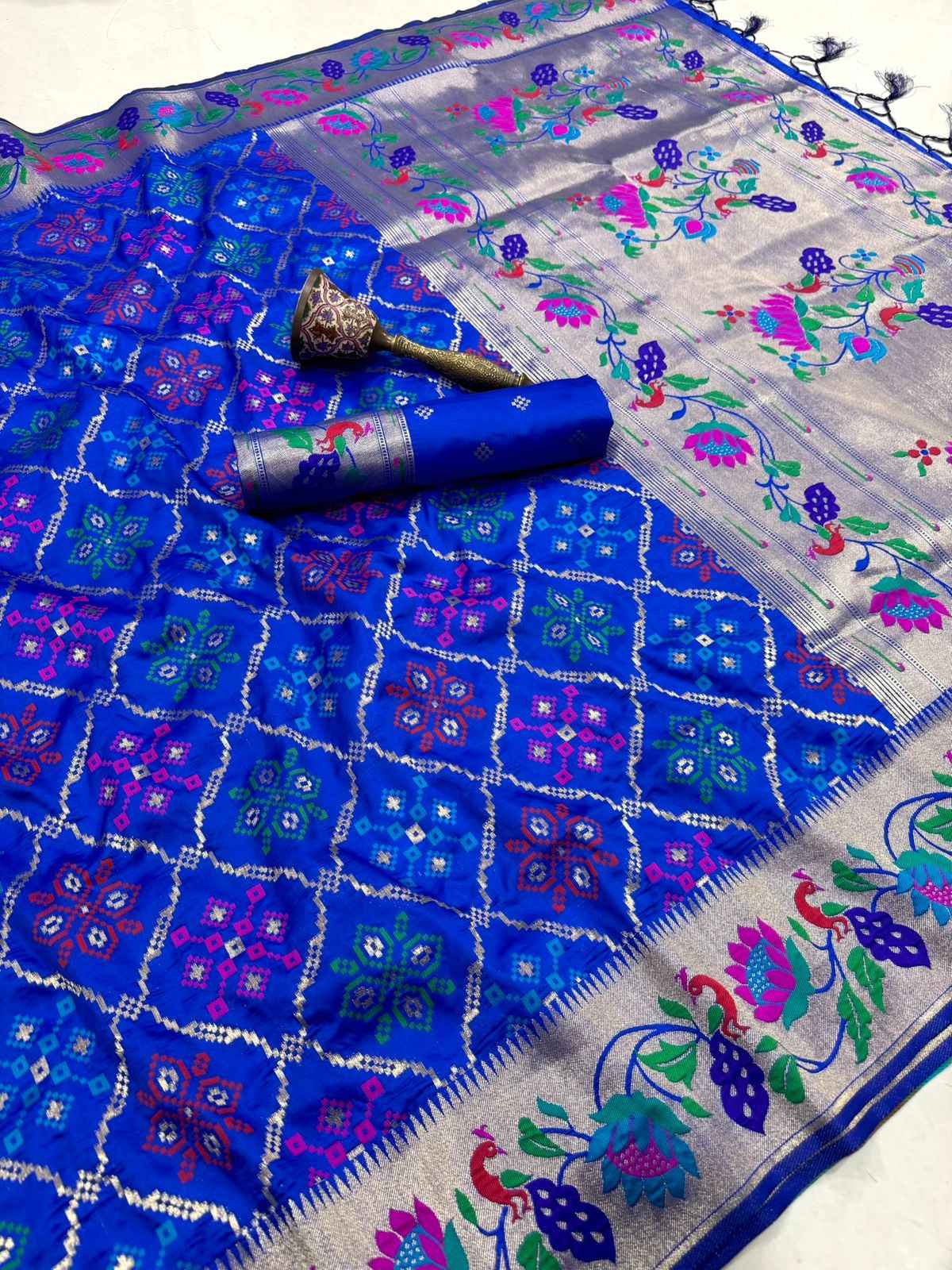 PURE SOFT KANCHIVRAM PATOLA PAITHANI SILK ZARI WEAVING SAREE AT WHOLESALE PRICE