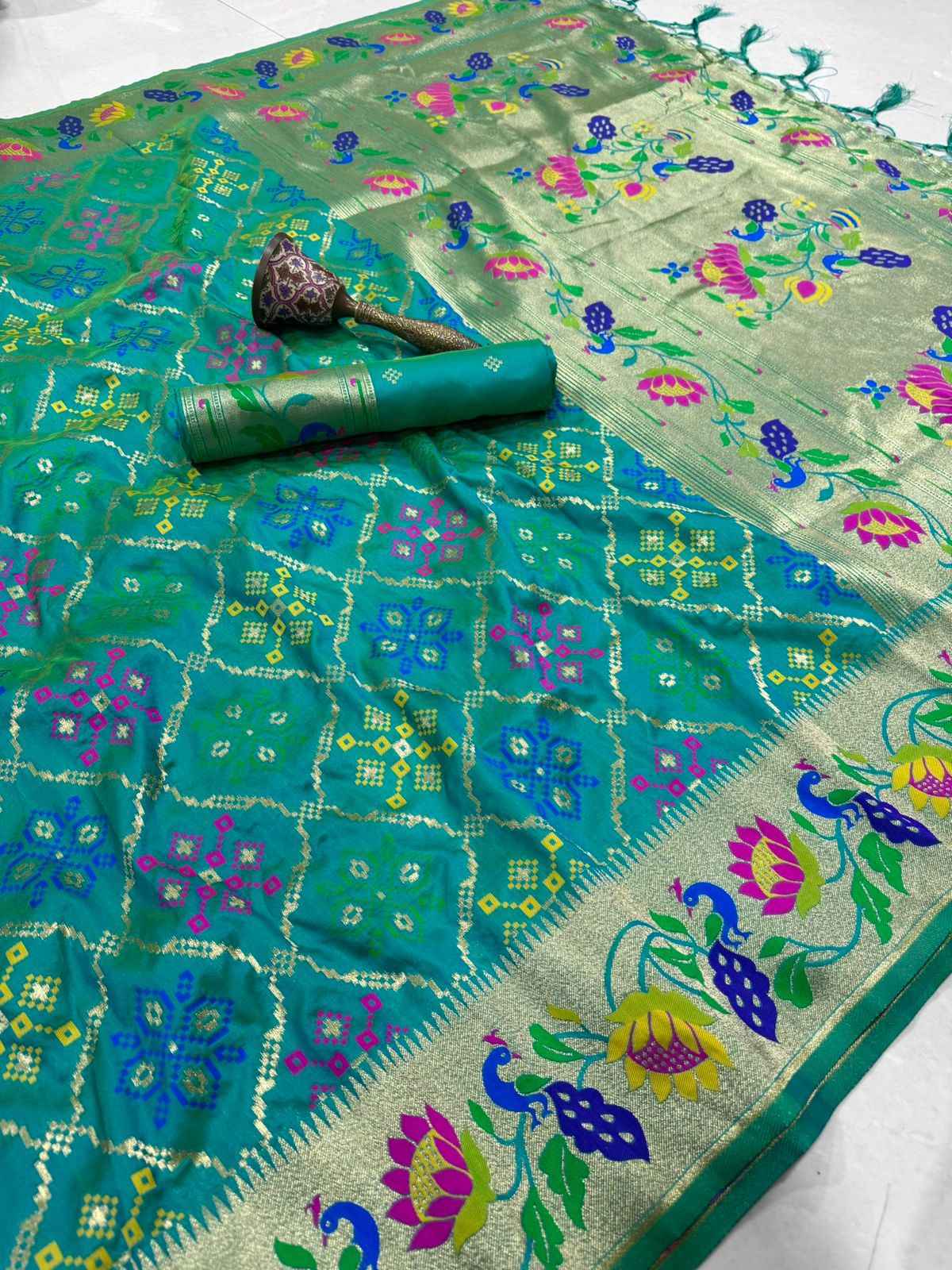 PURE SOFT KANCHIVRAM PATOLA PAITHANI SILK ZARI WEAVING SAREE AT WHOLESALE PRICE