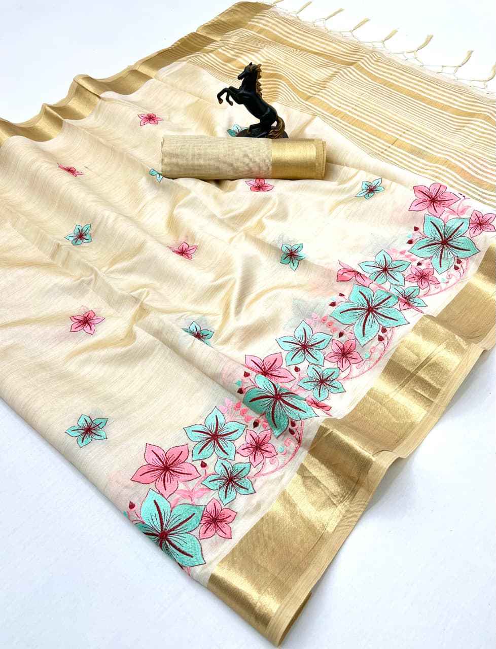 PURE TISSUE KERALA KASAVU MODERN EMBROIDERY WITH ZARI SAREE AT WHOLESALE PRICE