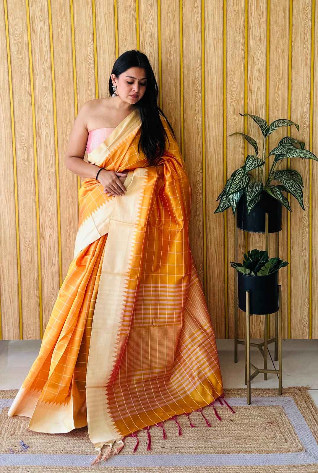 RAW SILK TEMPLE WEAVING BORDER SAREE AT WHOLESALE PRICE