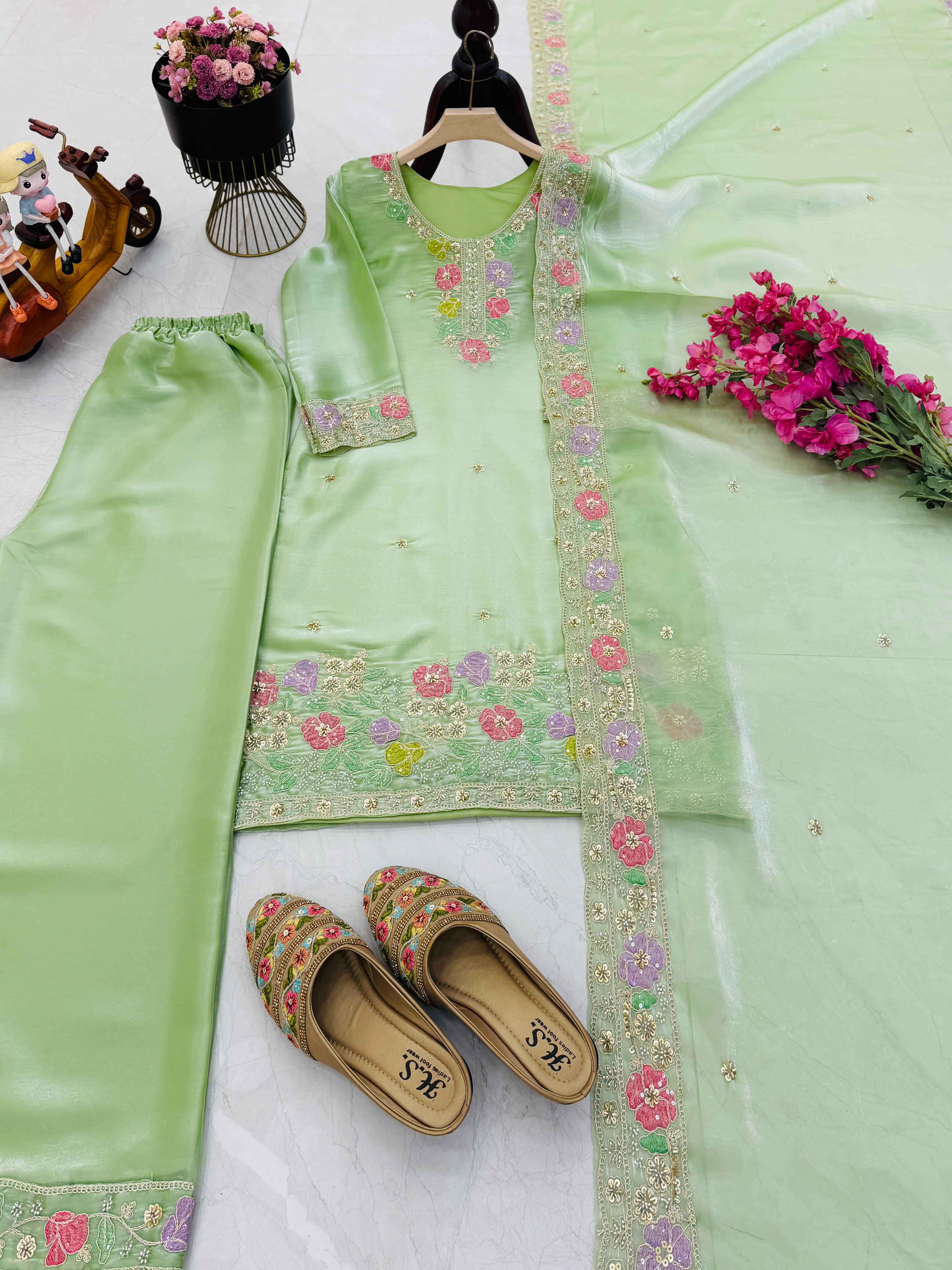 DESIGNER PARTYWEAR JIMI CHO BEADS EMBROIDERY WORK READYMADE PAKISTANI SUIT AT WHOLESALE PRICE