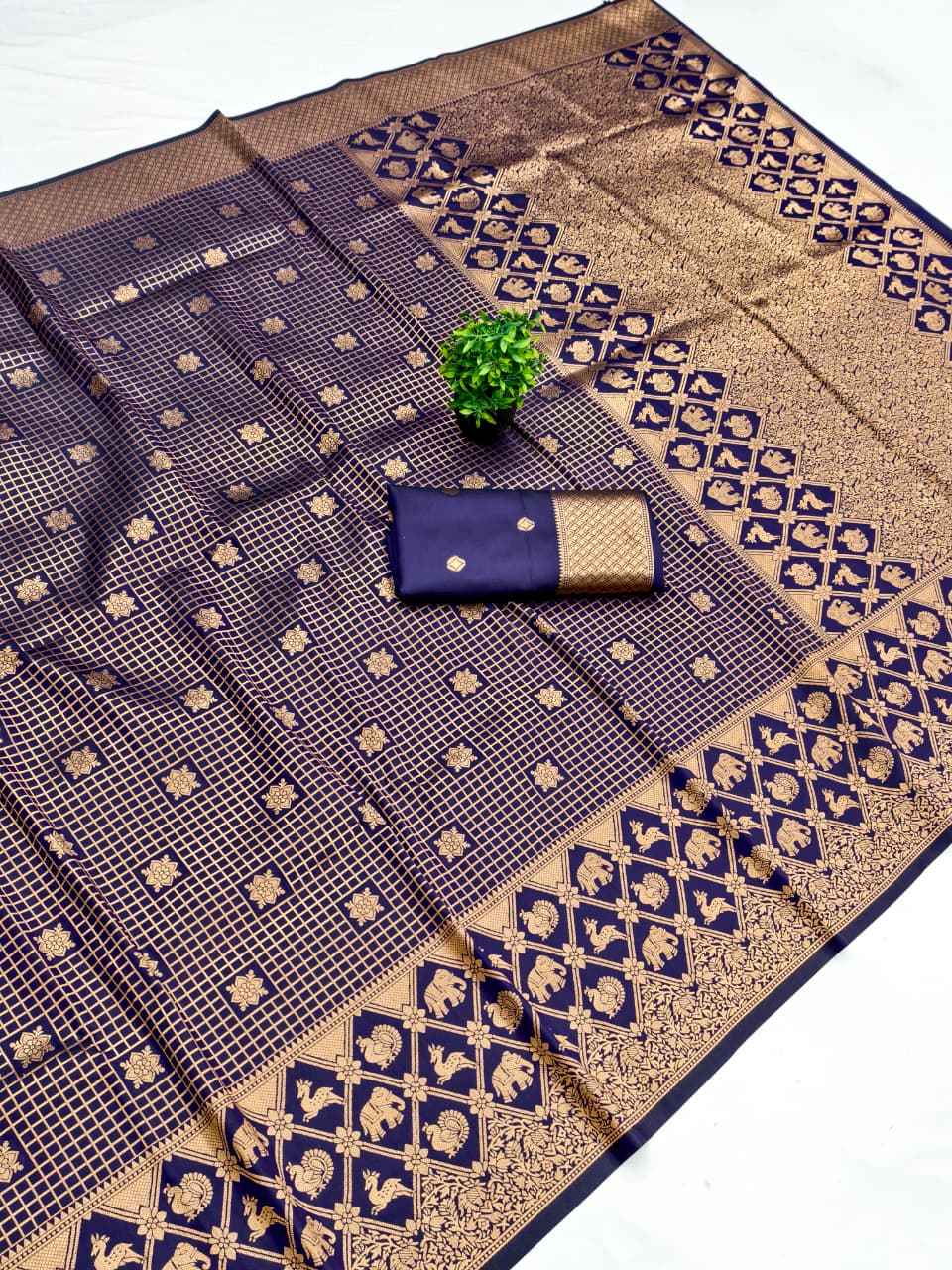 BANARASI SOFT SILK SOUTH PATTU ZARI WEAVING SAREE 