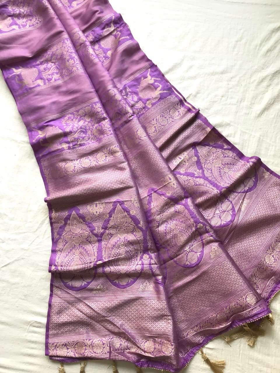DOLA TISSUE KALAMKARI SILK JARI WOOVEN SAREE AT WHOLESALE PRICE