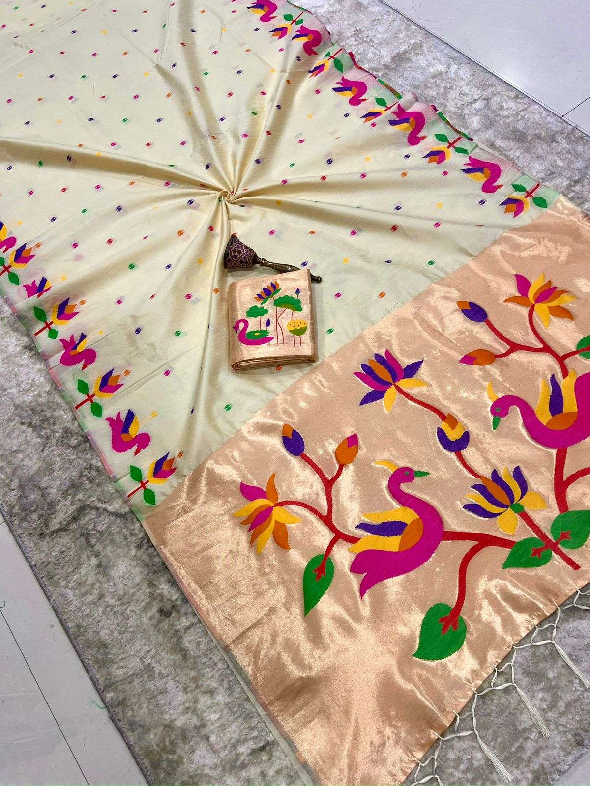 KHADI RAW SILK MINAKARI ZARI WEAVING SAREE AT WHOLESALE PRICE  