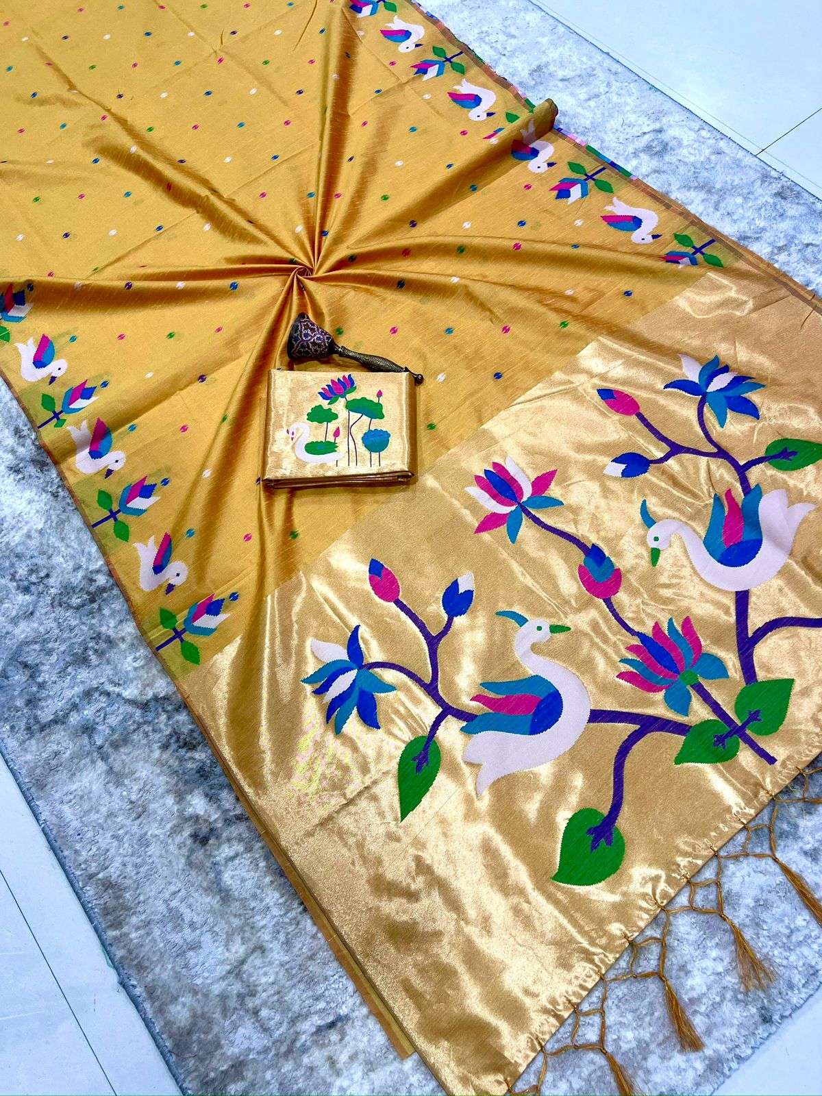 KHADI RAW SILK MINAKARI ZARI WEAVING SAREE AT WHOLESALE PRICE  