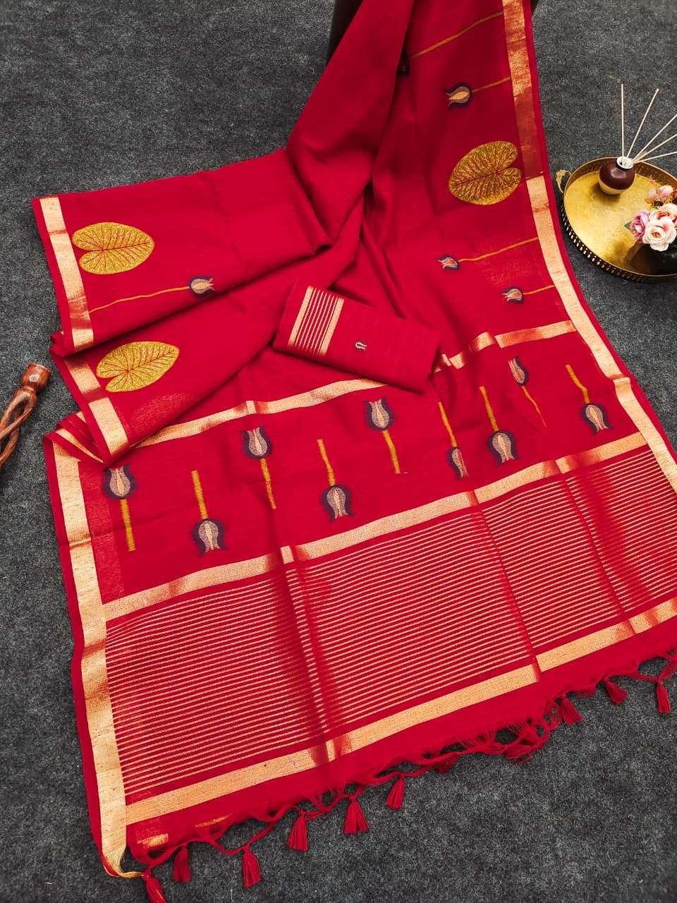 PREMIUM SOFT PURE LINEN SILK ZARI WEAVING SAREE AT WHOLESALE PRICE 