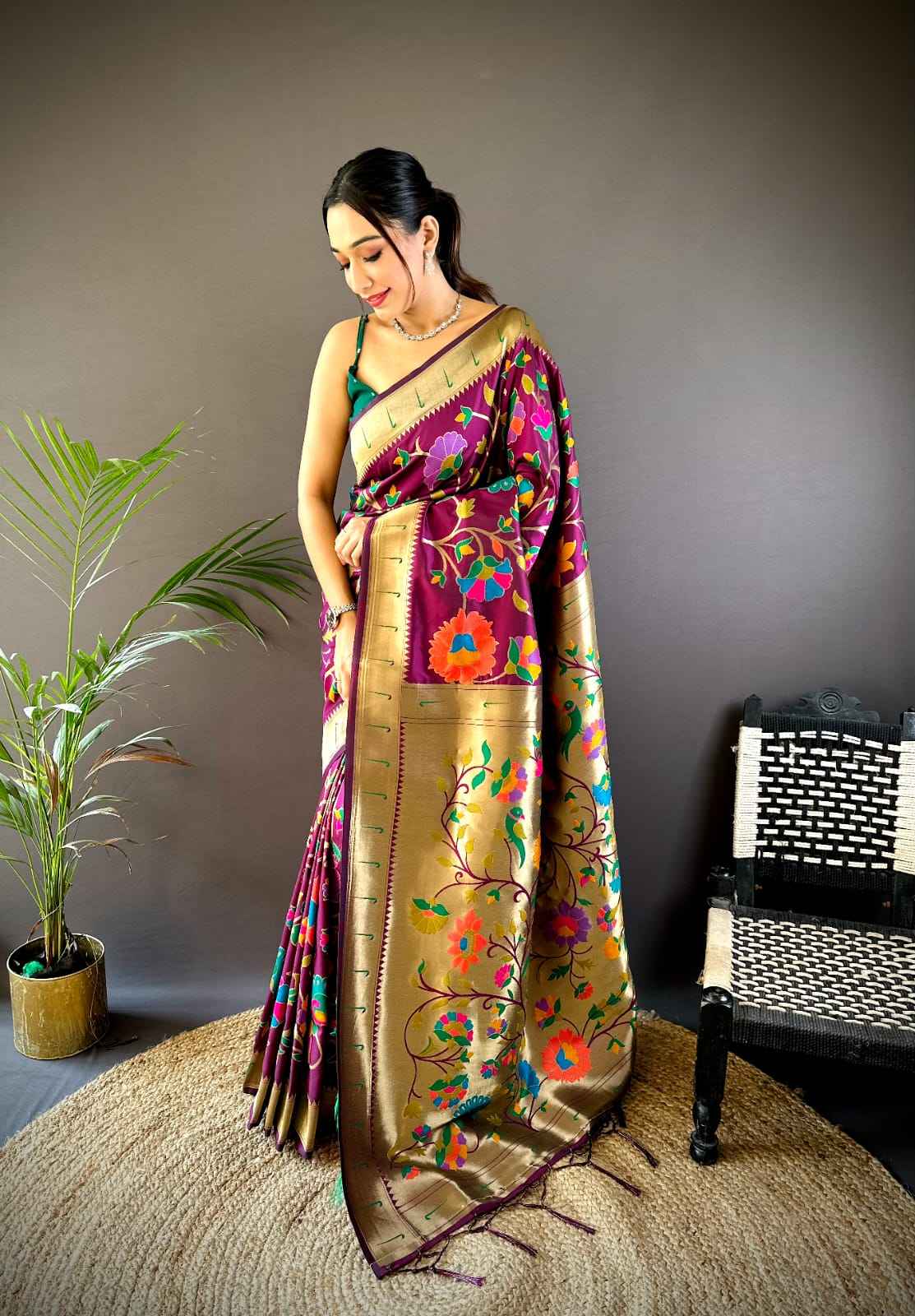 PURE SOFT BANARSI SILK MINAKARI JARI WEAVING PAITHANI SAREE AT WHOLESALE PRICE