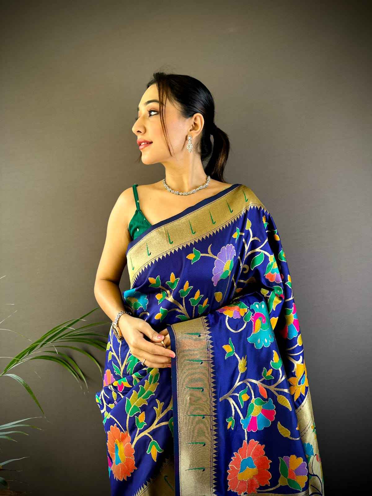 PURE SOFT BANARSI SILK MINAKARI JARI WEAVING PAITHANI SAREE AT WHOLESALE PRICE