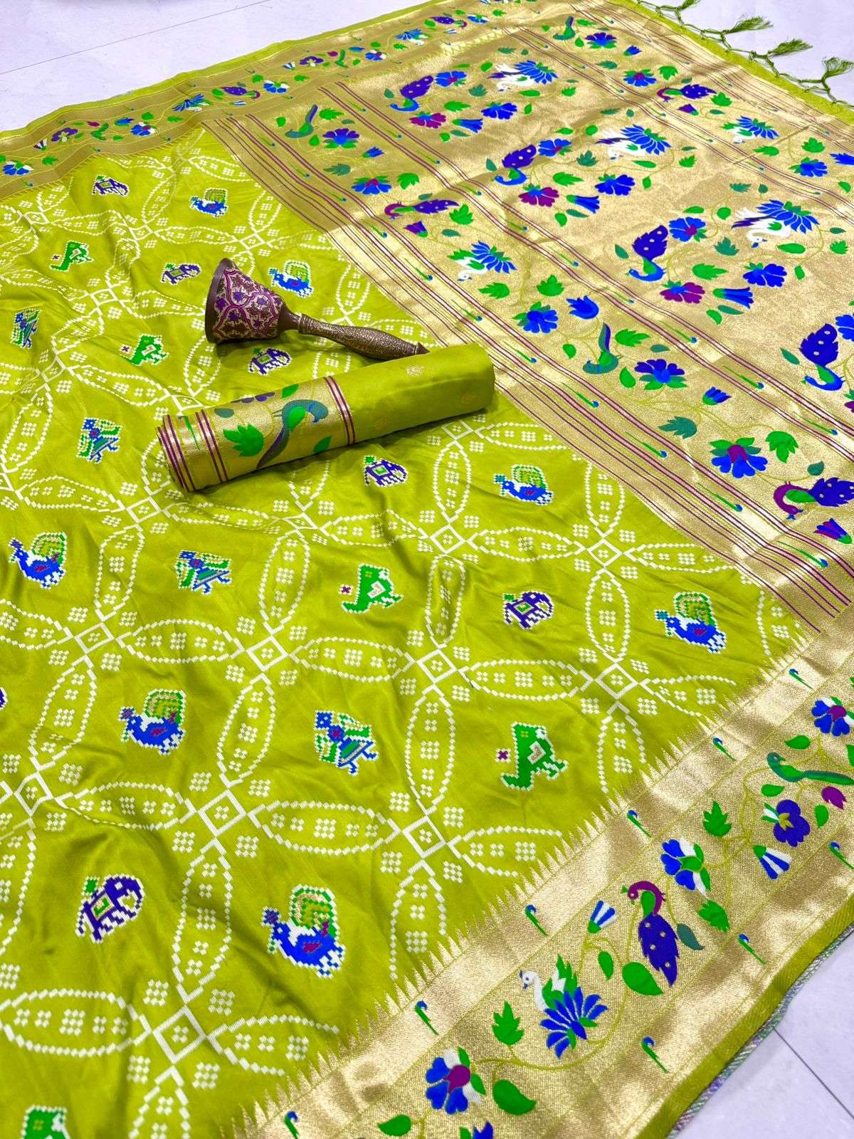 PURE SOFT KANCHIVRAM BANDHANI PATOLA PAITHANI SILK ZARI WEAVING SAREE AT WHOLESALE PRICE