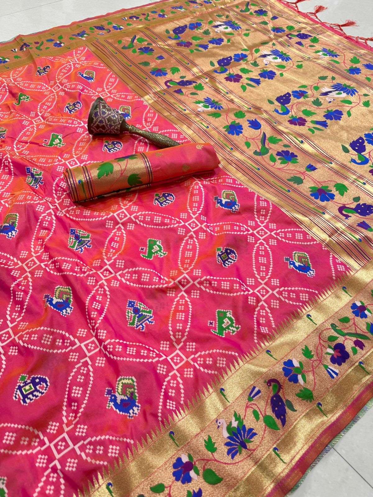 PURE SOFT KANCHIVRAM BANDHANI PATOLA PAITHANI SILK ZARI WEAVING SAREE AT WHOLESALE PRICE