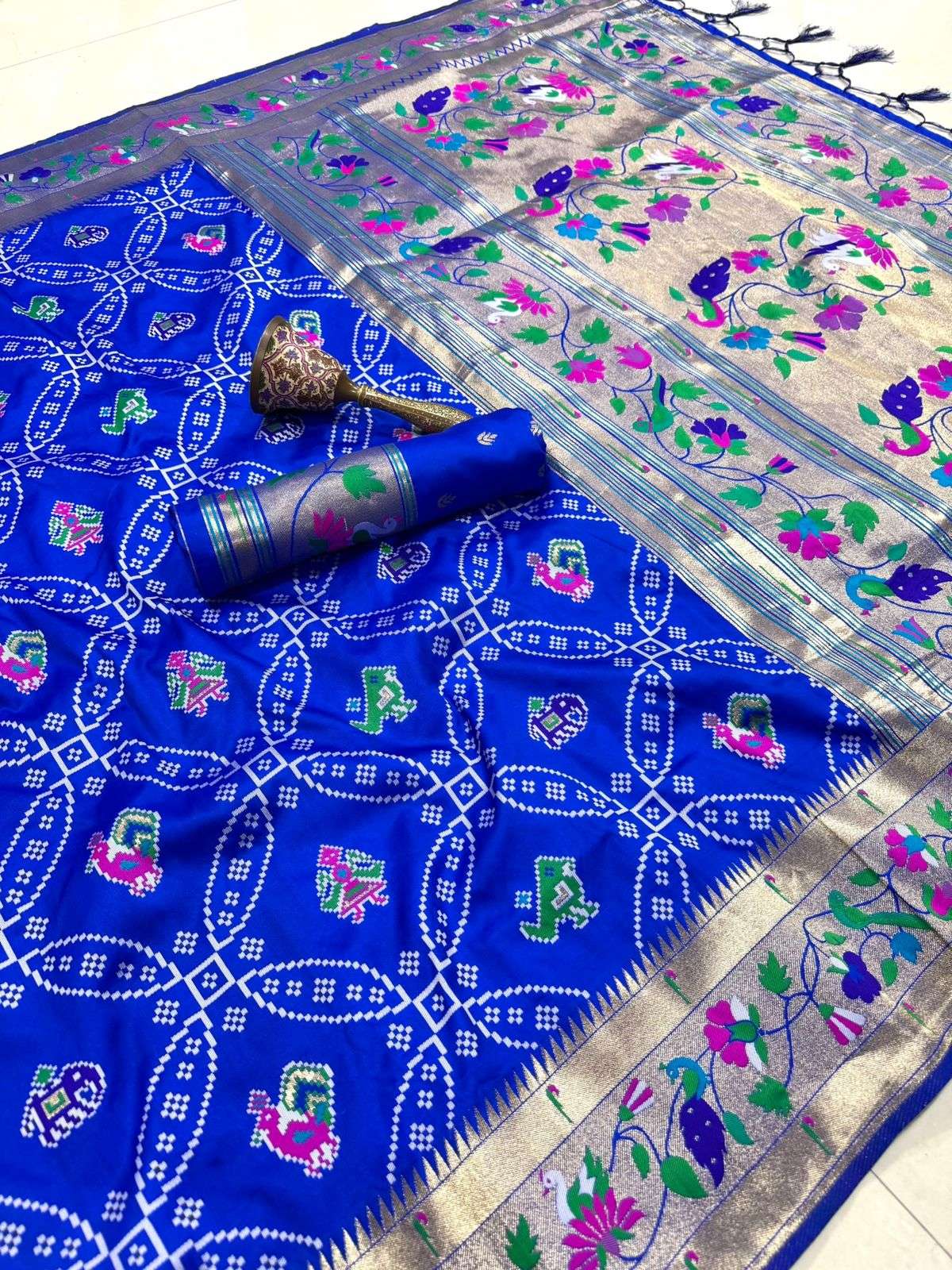 PURE SOFT KANCHIVRAM BANDHANI PATOLA PAITHANI SILK ZARI WEAVING SAREE AT WHOLESALE PRICE