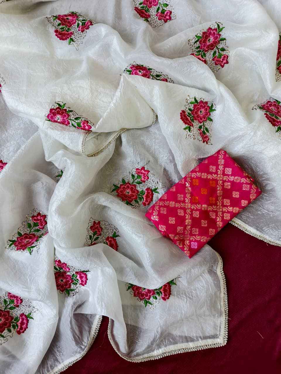 PURE WHITE CRUSH FLOWER EMBRODIRY SAREE AT WHOLESALE PRICE