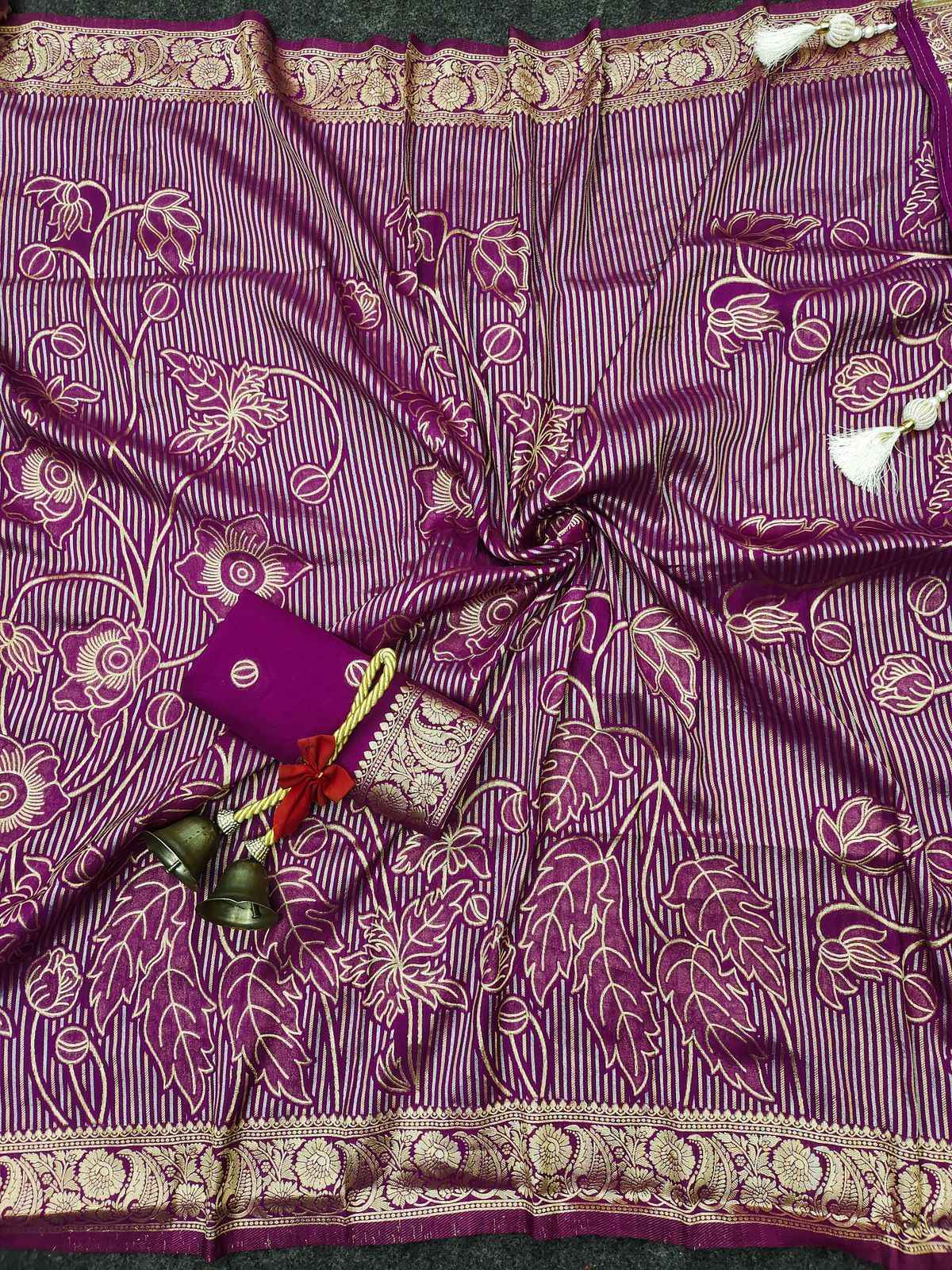 SOFT KHADI CREPE SILK FLORAL ZARI WEAVING SAREE AT WHOLESALE PRICE