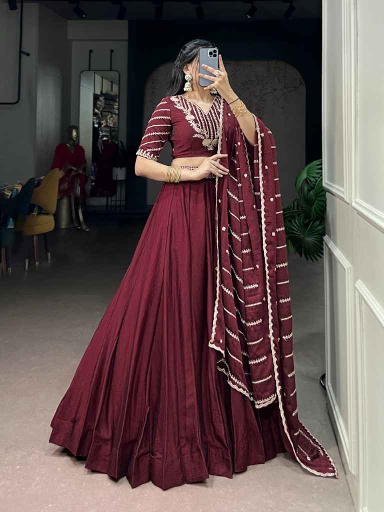RANGOLI CRUSH SEQUINS THREAD EMBROIDERY WORK LEHENGA CHOLI 