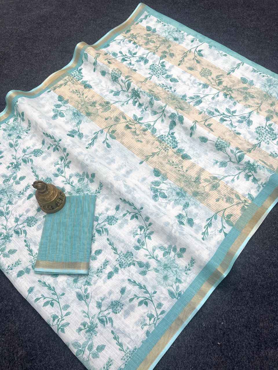 SOFT LINEN DIGITAL PRINTED GOLD ZARI BORDER SAREE 1