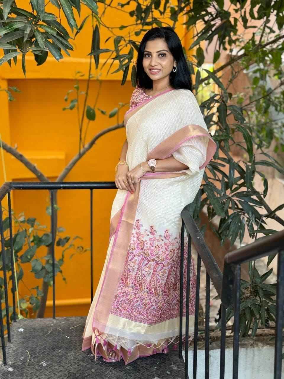 SOFT LINEN DIGITAL PRINTED GOLD ZARI BORDER SAREE 2