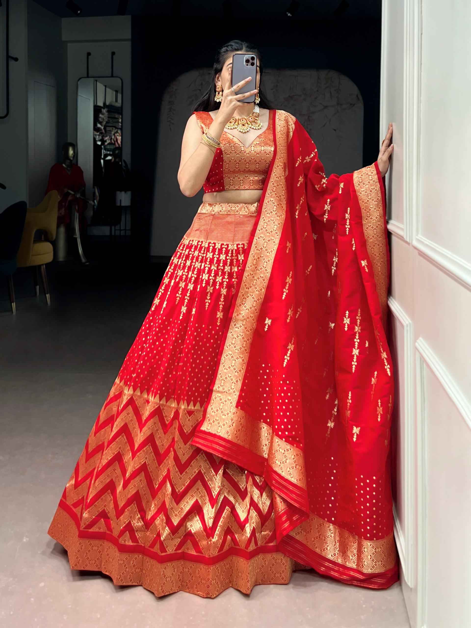 BANARASI SILK ZARI WEAVING WORK LEHENGA CHOLI