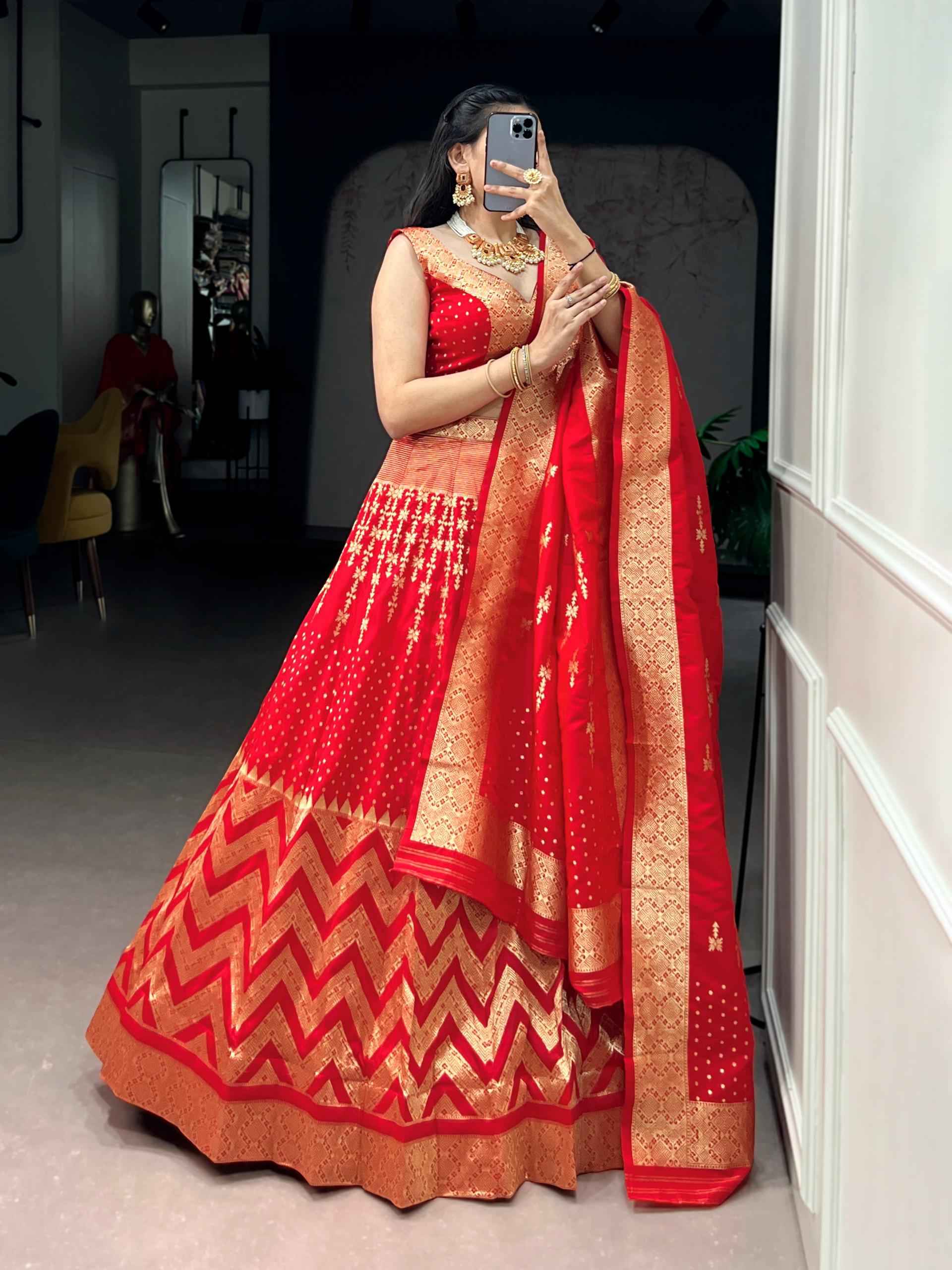 BANARASI SILK ZARI WEAVING WORK LEHENGA CHOLI
