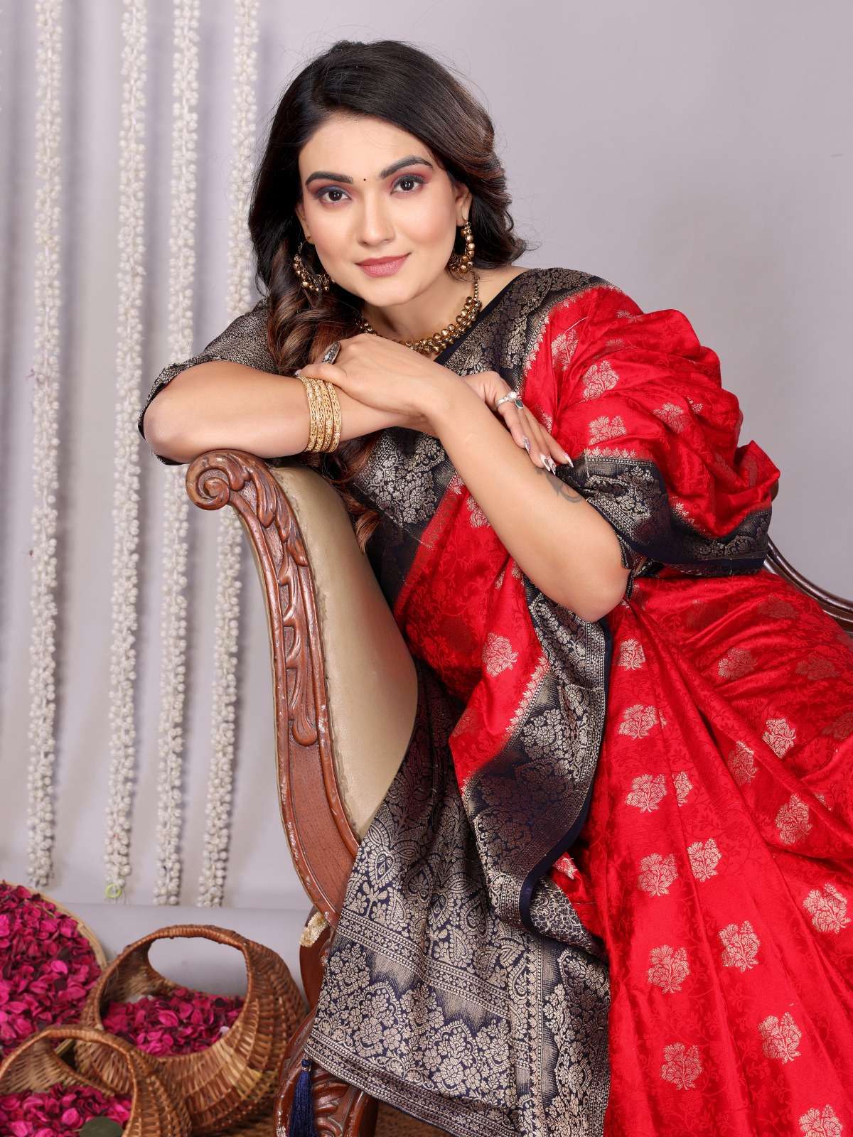 HANDLOOM SATIN SILK ZARI WEAVING SAREE