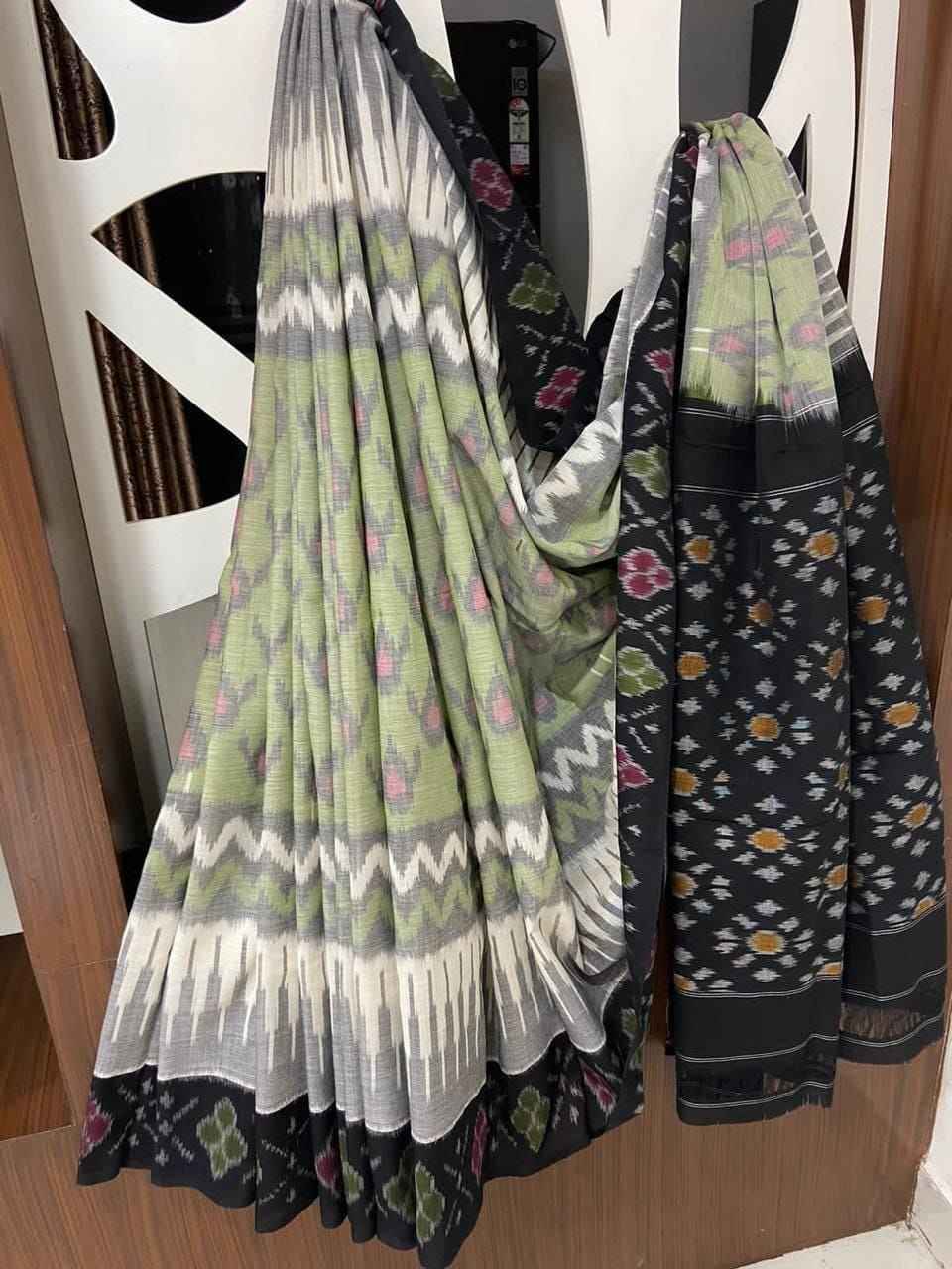 PLAIN LINEN DIGITAL PRINTED SAREE CODE MG457