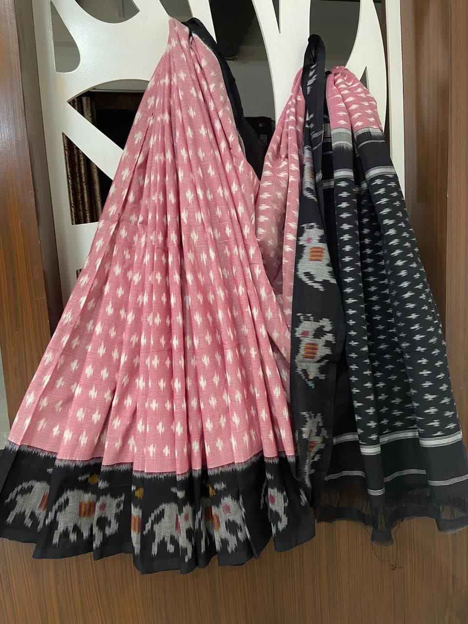 PLAIN LINEN DIGITAL PRINTED SAREE CODE MG457