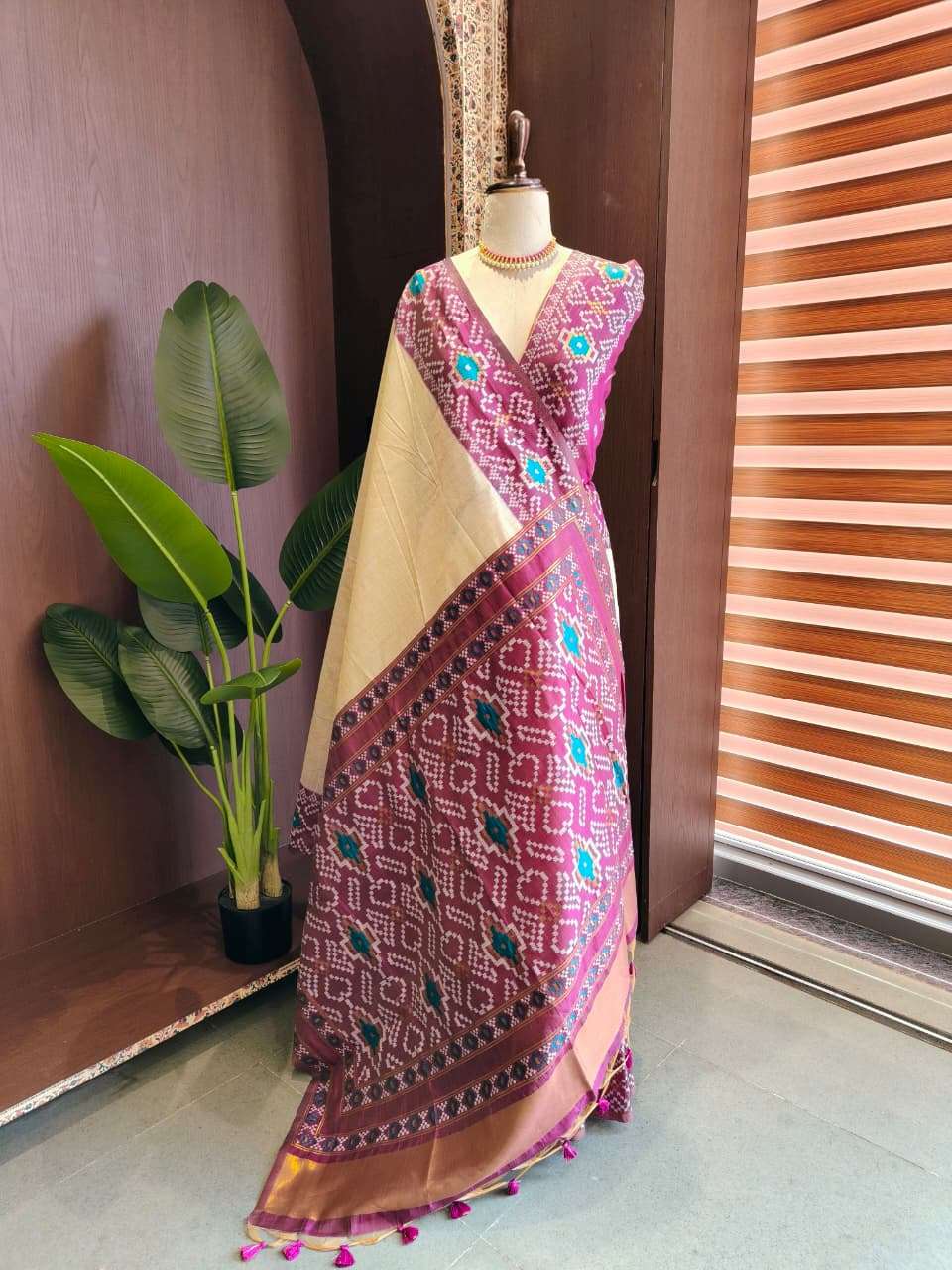PREMIUM SOFT MUGA COTTON ZARI WEAVING PATOLA SAREE