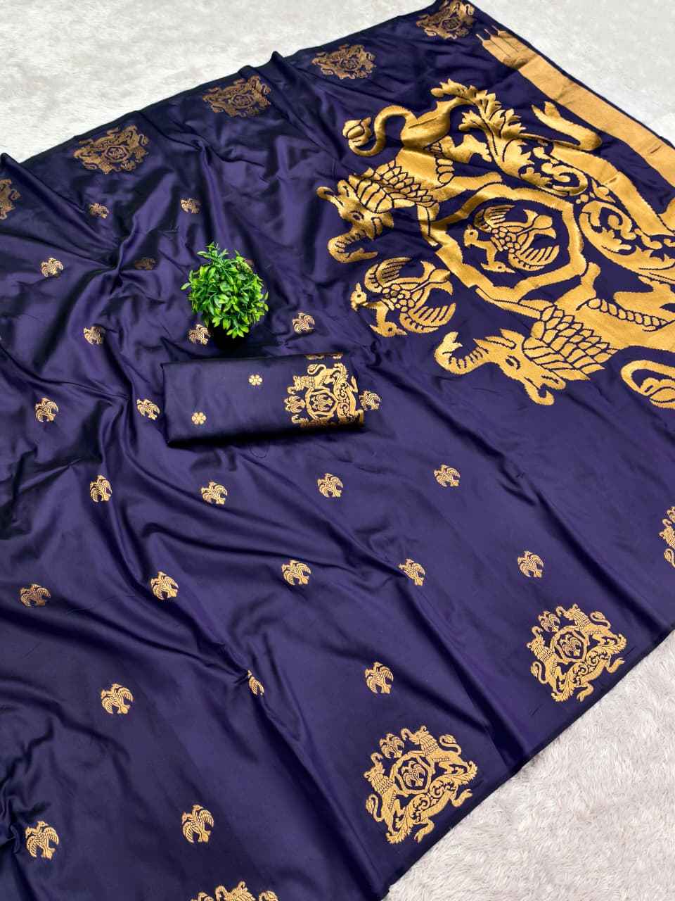 PURE BANARASI SILK SELF DELICATE ZARI WEAVING SAREE 