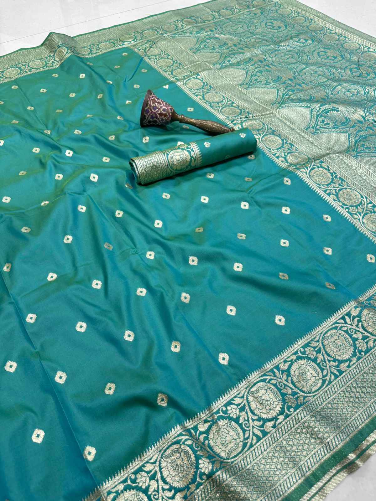 PURE HEAVY BANARASI SILK GOLD JARI WEAVING SAREE