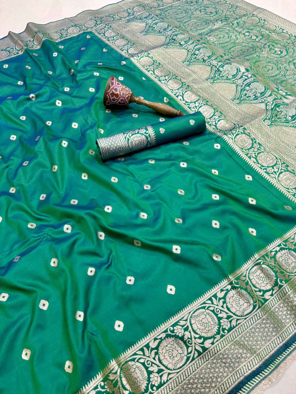 PURE HEAVY BANARASI SILK GOLD JARI WEAVING SAREE
