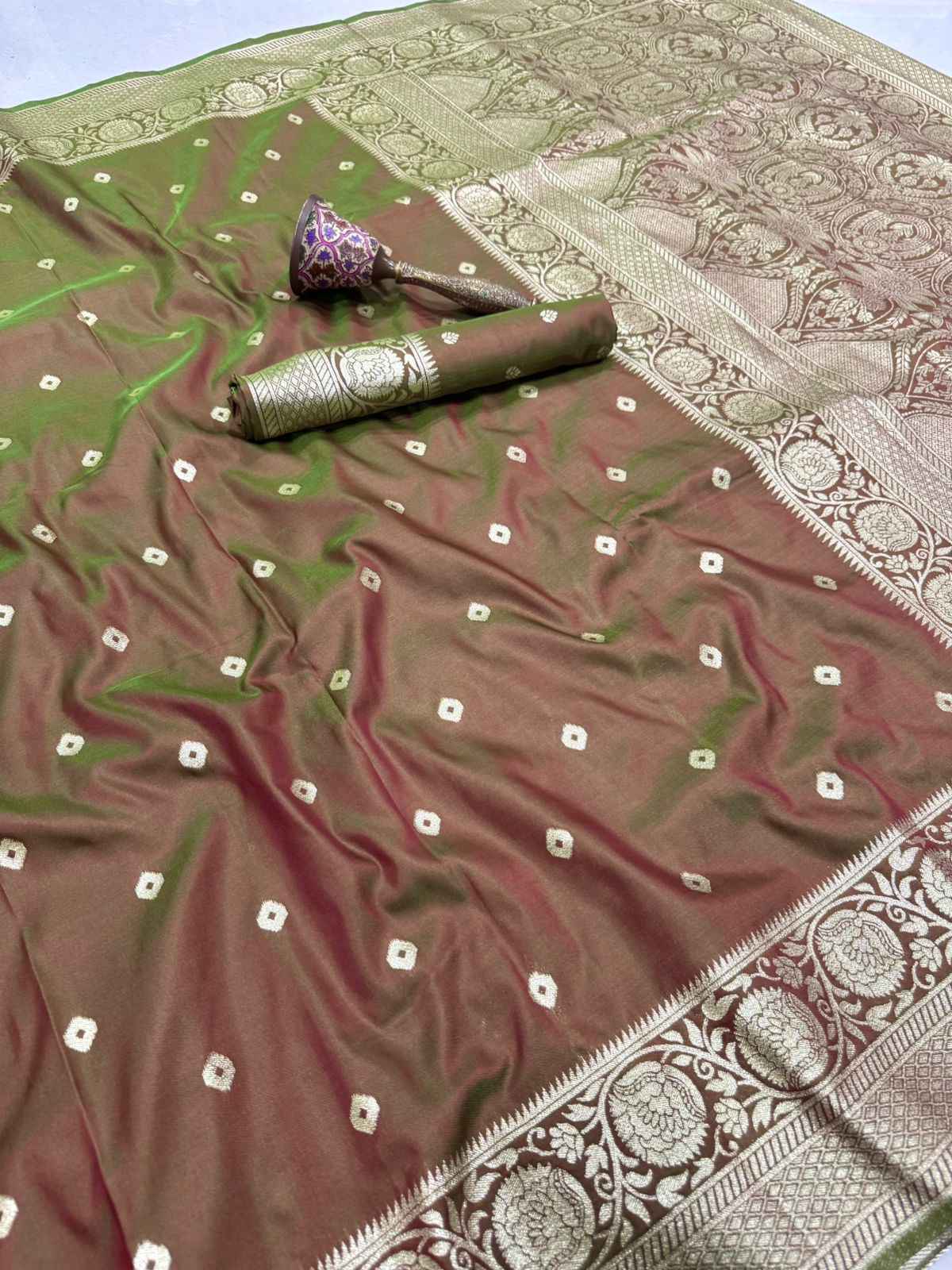 PURE HEAVY BANARASI SILK GOLD JARI WEAVING SAREE