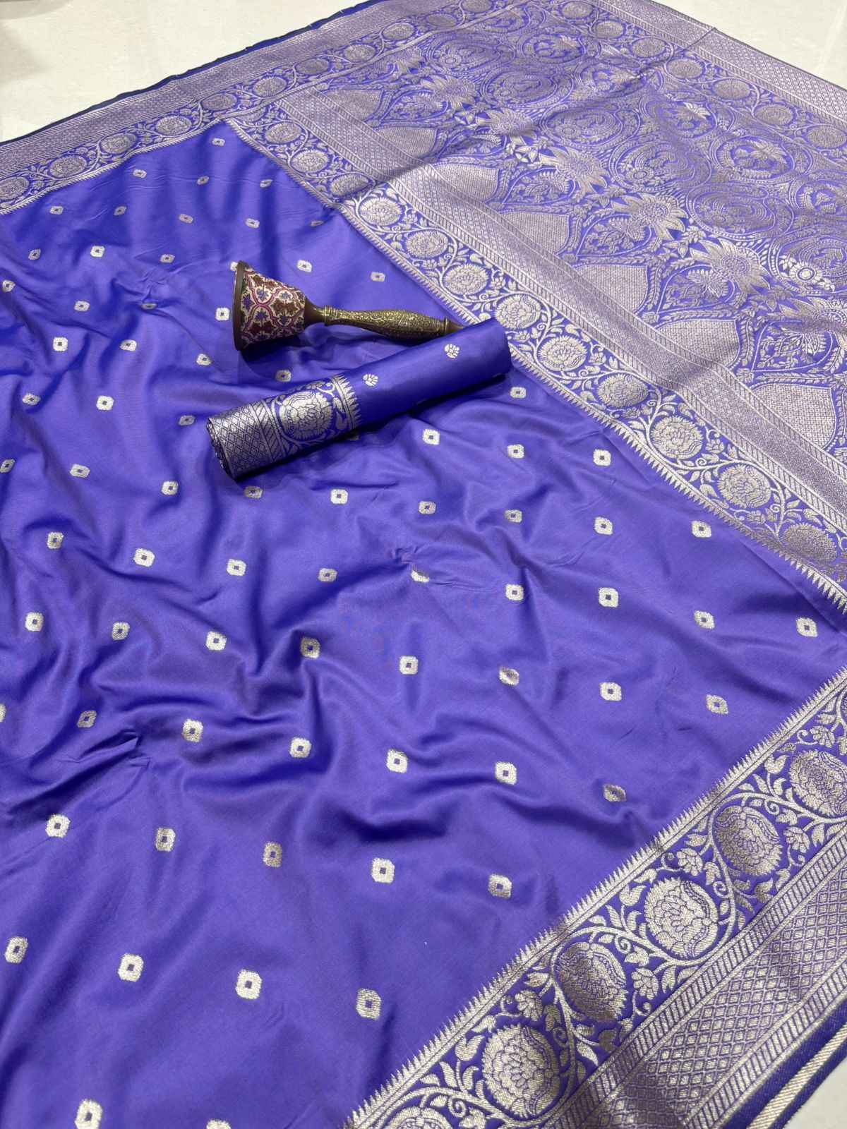 PURE HEAVY BANARASI SILK GOLD JARI WEAVING SAREE