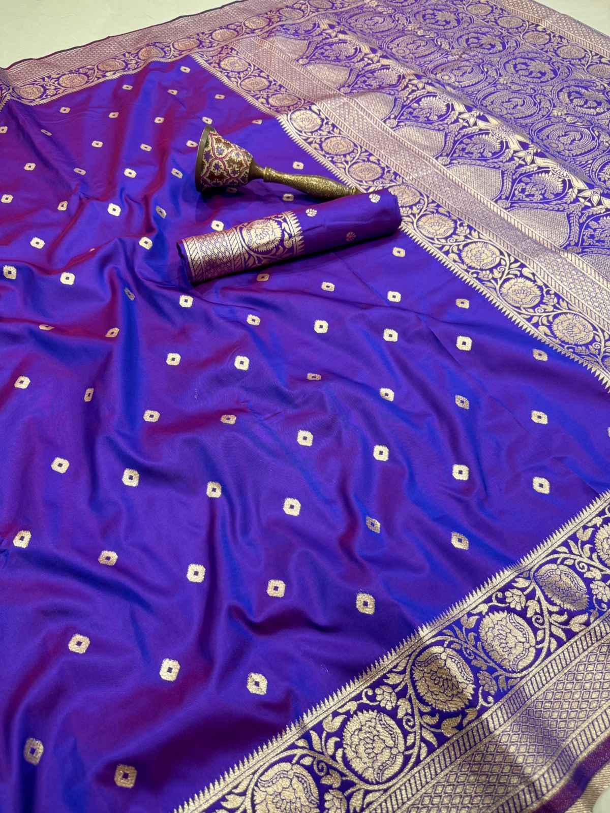 PURE HEAVY BANARASI SILK GOLD JARI WEAVING SAREE