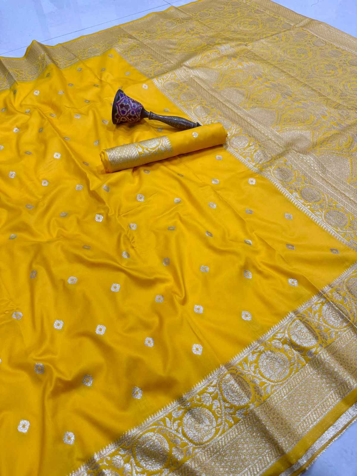 PURE HEAVY BANARASI SILK GOLD JARI WEAVING SAREE