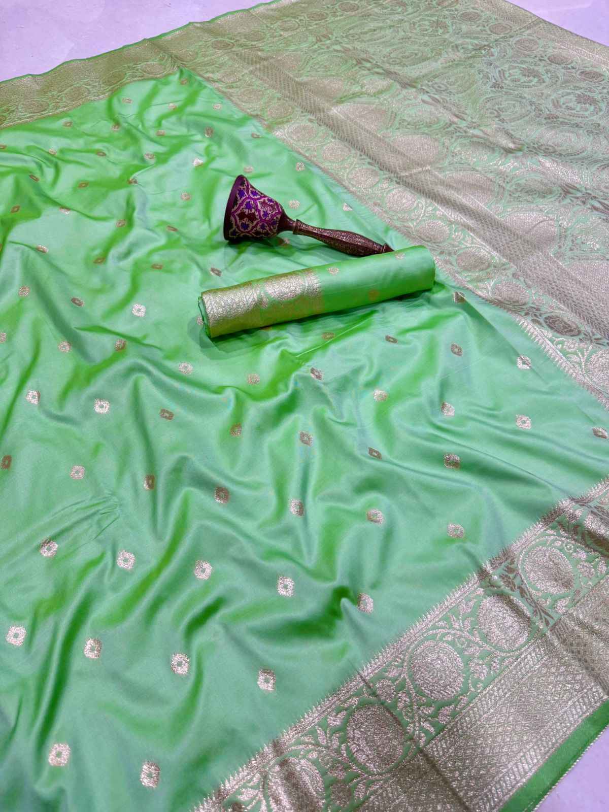 PURE HEAVY BANARASI SILK GOLD JARI WEAVING SAREE