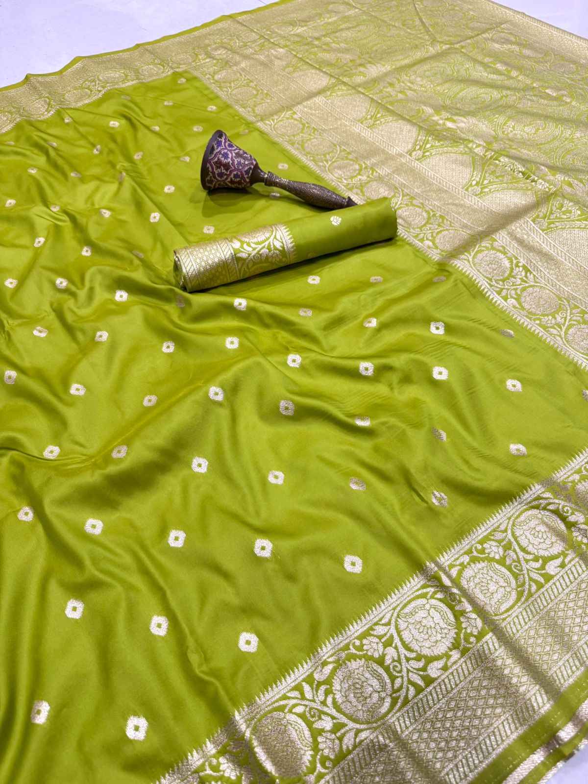 PURE HEAVY BANARASI SILK GOLD JARI WEAVING SAREE
