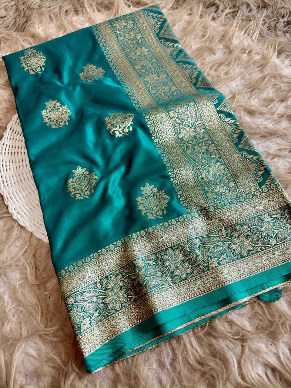 SOFT BANARASI MASHRU SATIN SILK ZARI WEAVING SAREE 