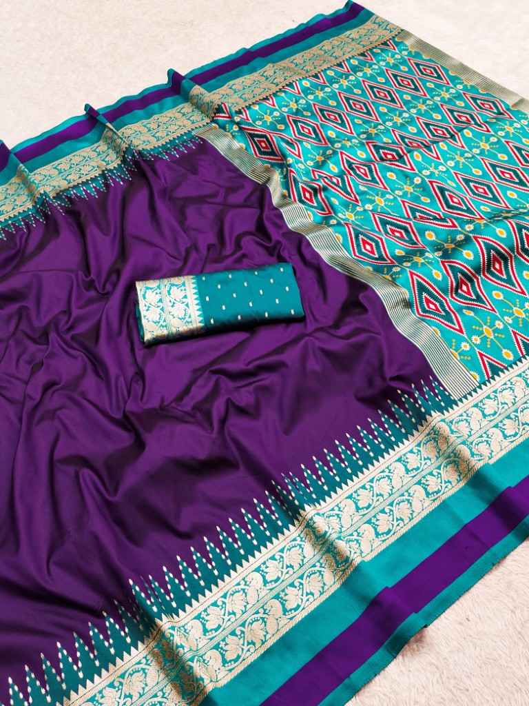 SOFT SMOOTH SILK SELF ZARI WEAVING PATOLA STYLE SAREE