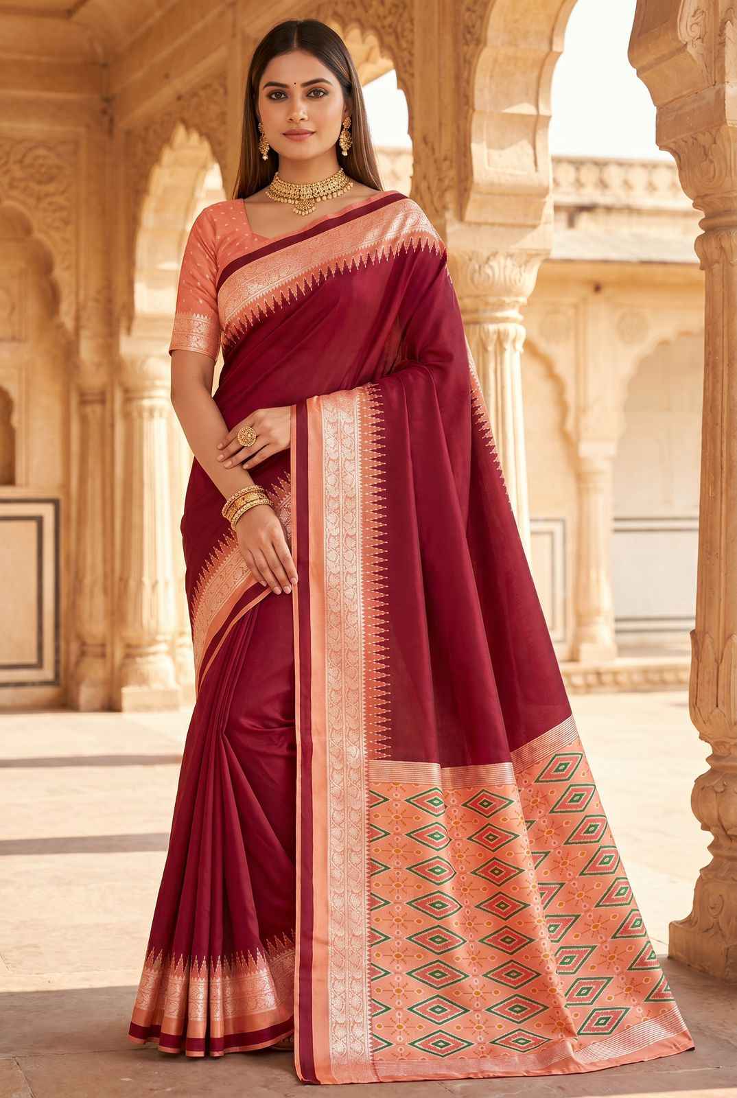 SOFT SMOOTH SILK SELF ZARI WEAVING PATOLA STYLE SAREE