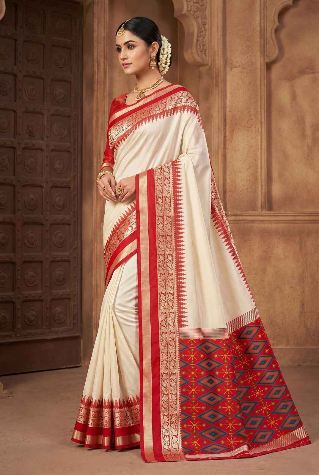 SOFT SMOOTH SILK SELF ZARI WEAVING PATOLA STYLE SAREE