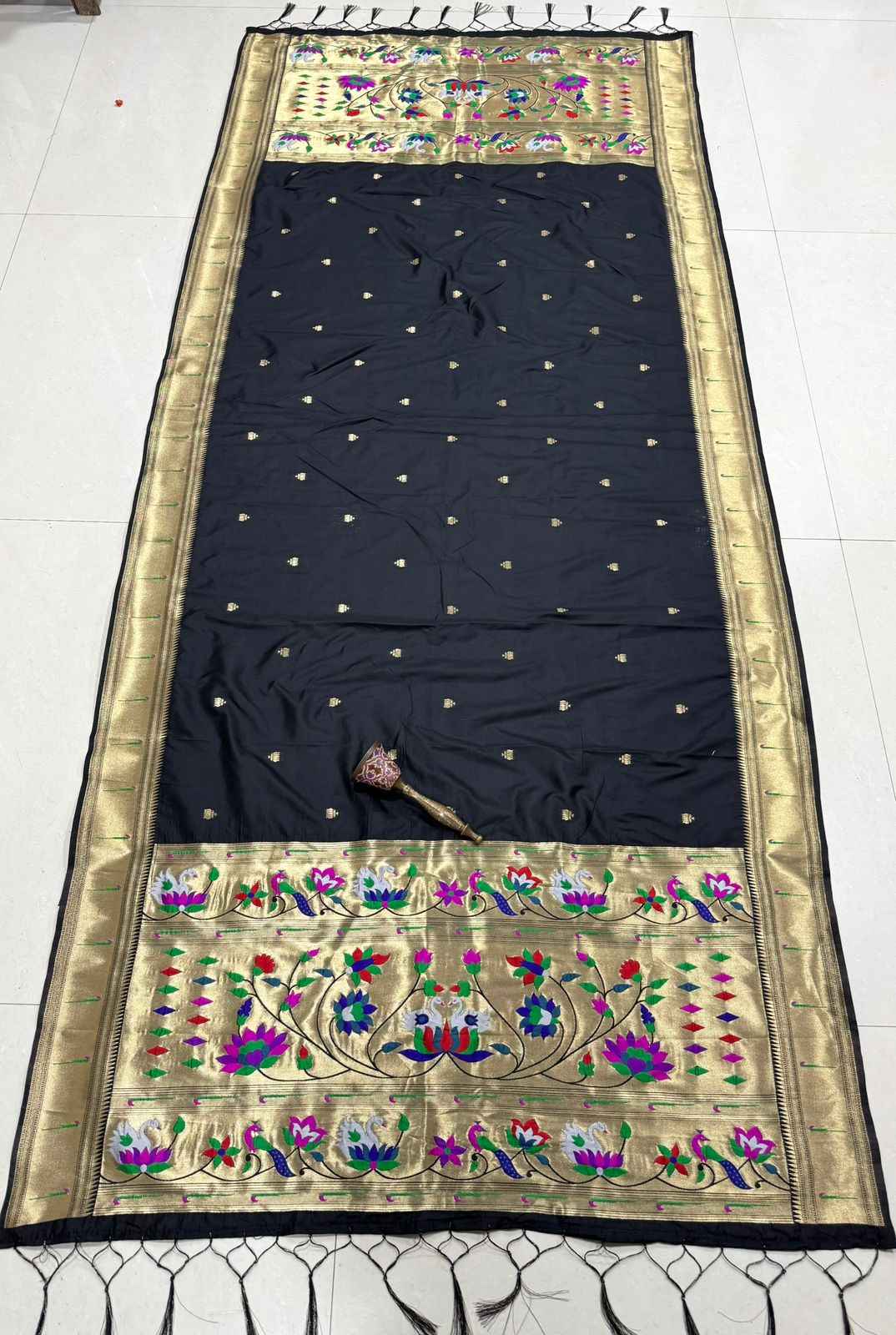 SOFT SILK ZARI MUNIYA BORDER LOTUS PAITHANI DUPATTA 