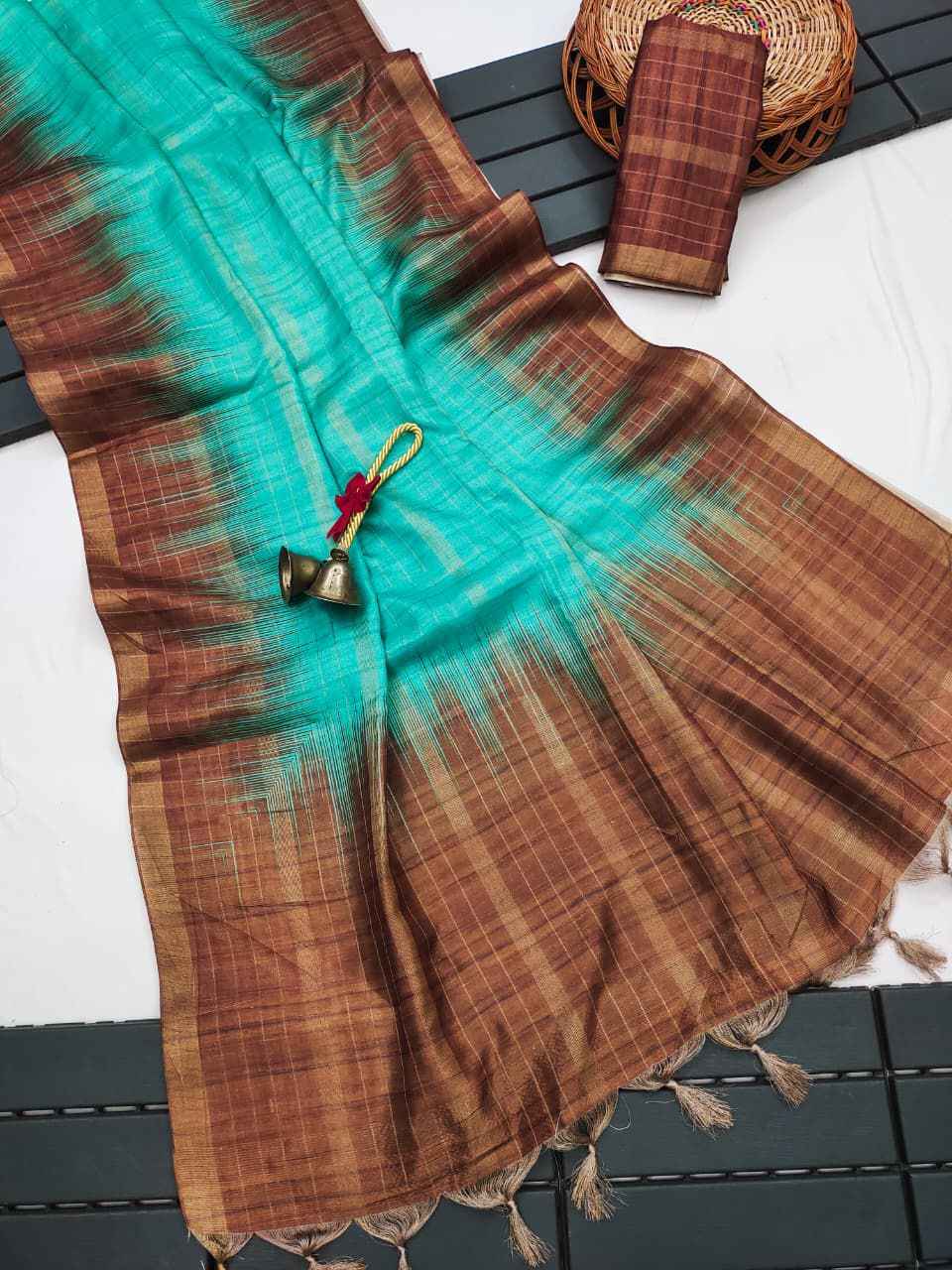 SOFT TUSSAR SILK ZARI WEAVING CHECKS PATTERN SAREE