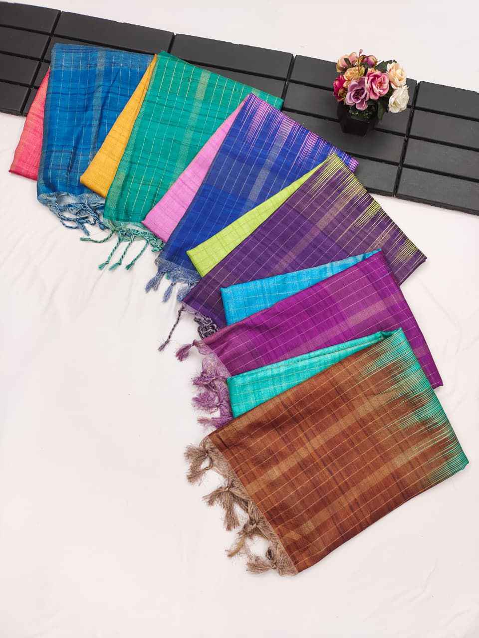 SOFT TUSSAR SILK ZARI WEAVING CHECKS PATTERN SAREE
