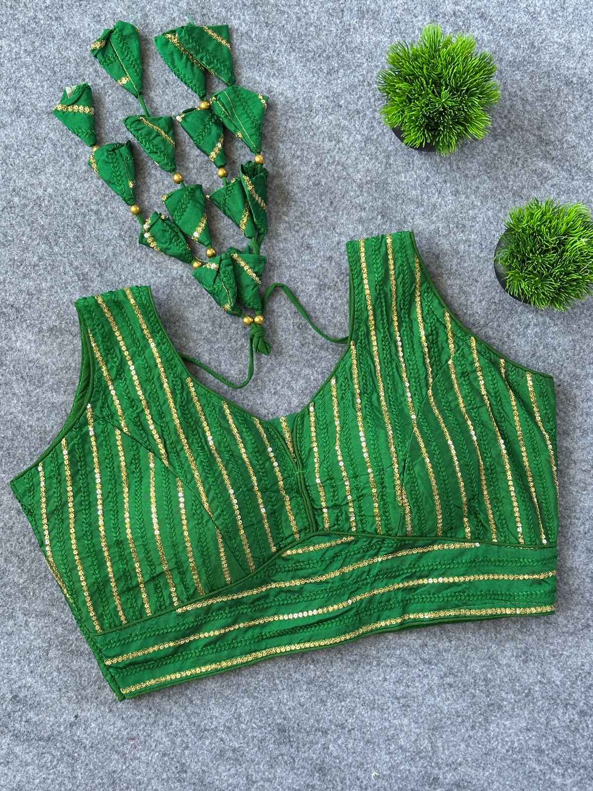 P SILK SEQUENCE THREAD WORK READYMADE BLOUSE