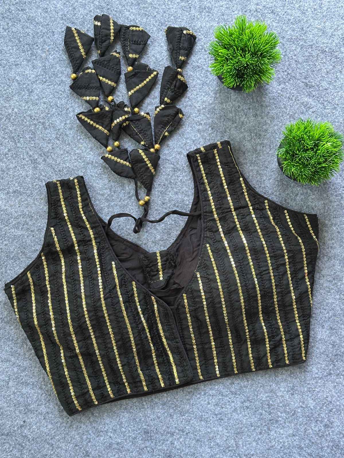 P SILK SEQUENCE THREAD WORK READYMADE BLOUSE