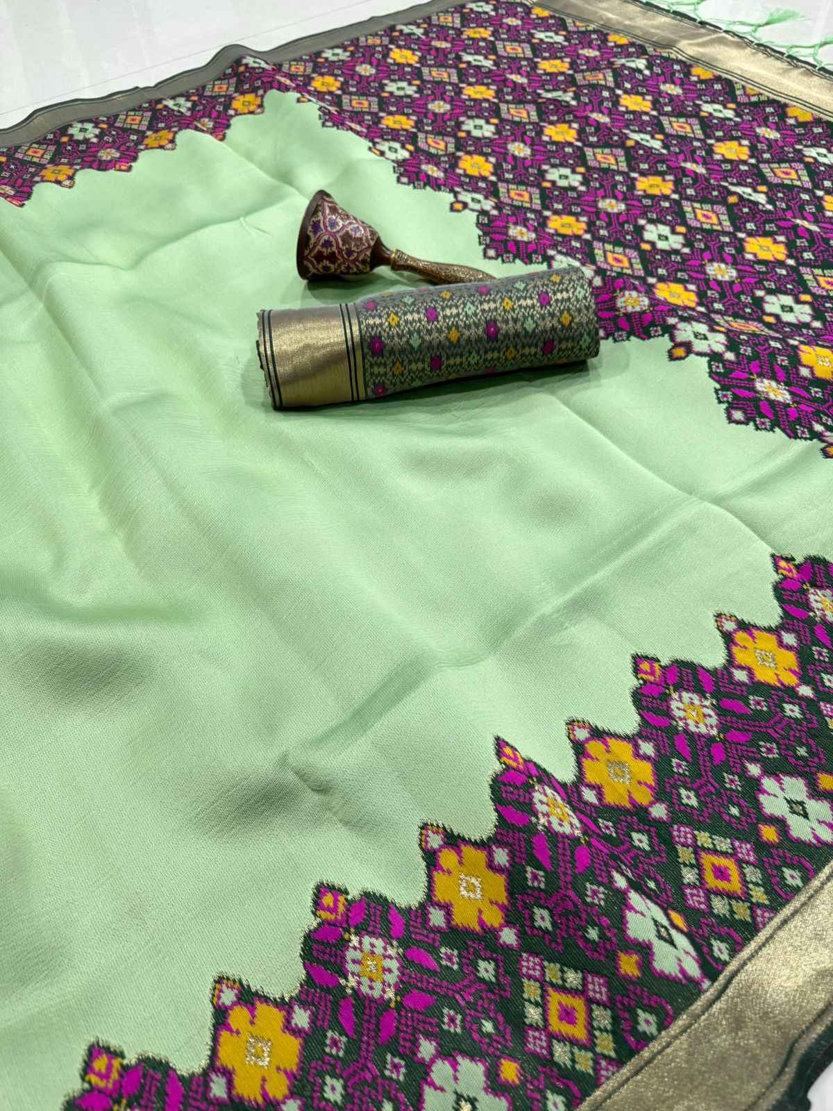PURE PATOLA SILK PATOLA ZARI WEAVING SAREE