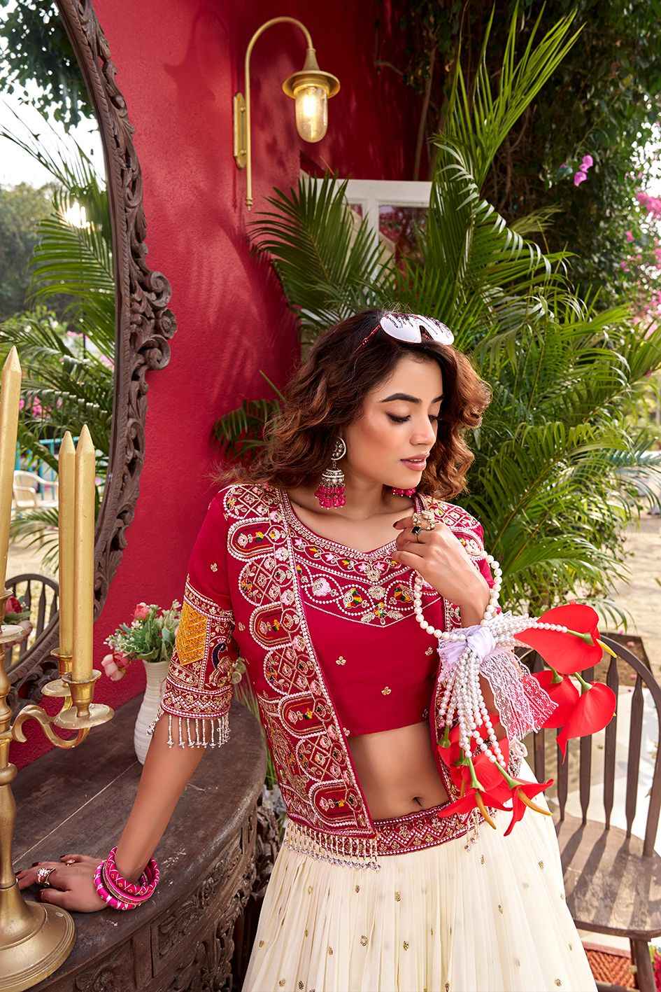 PURE VICHITRA EMBROIDERY THARED WORK LEHENGA CHOLI