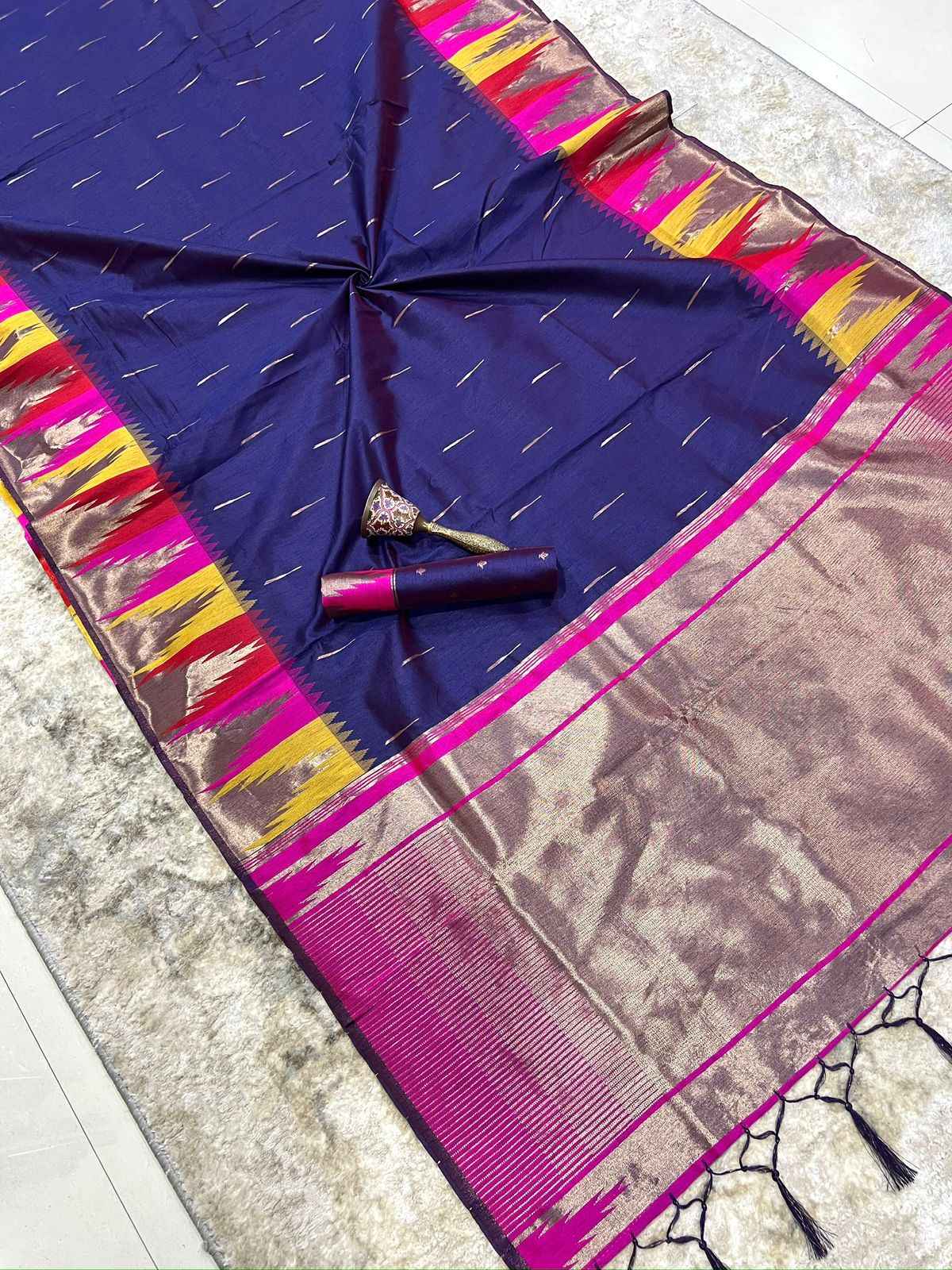 KHADI RAW SILK MINAKARI ZARI WEAVING SAREE 1