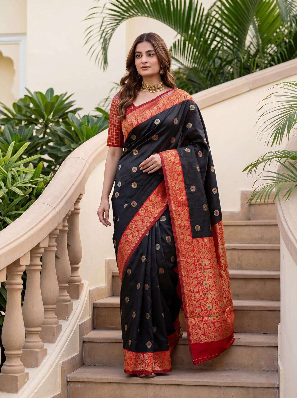 SOFT SILK RICH PALLU AND JACQUARD WORK SAREE CODE 7006