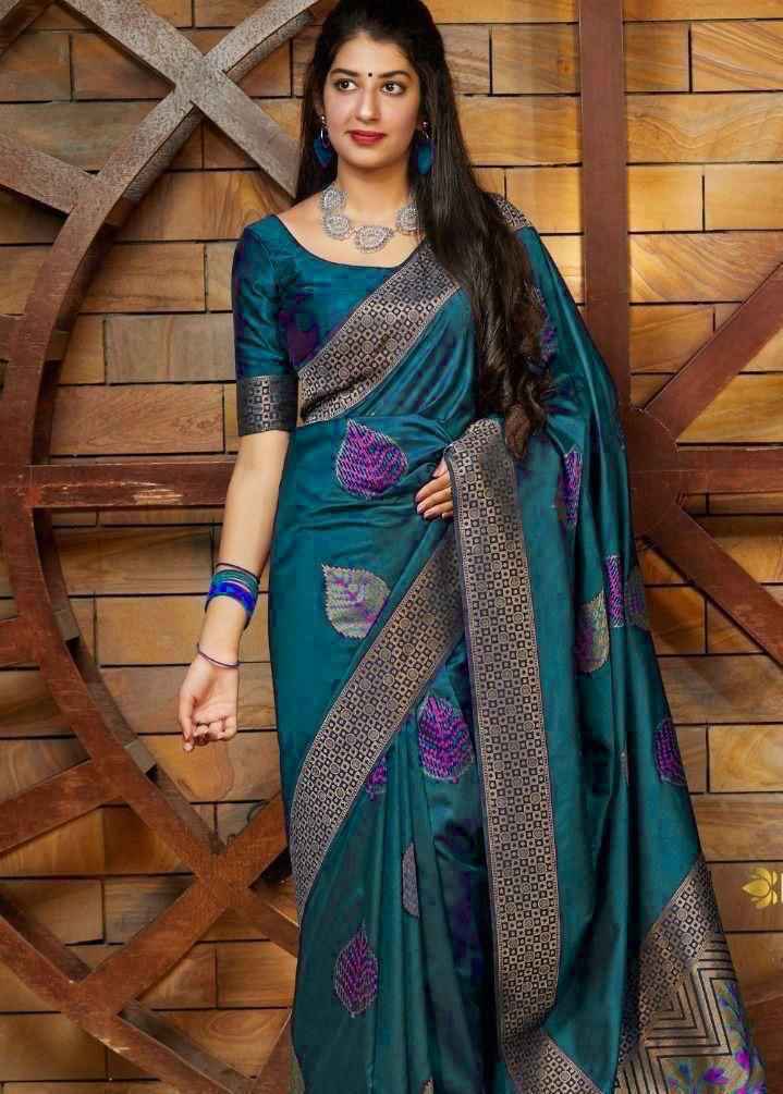 SOFT SILK RICH PALLU AND JACQUARD WORK SAREE CODE 4027